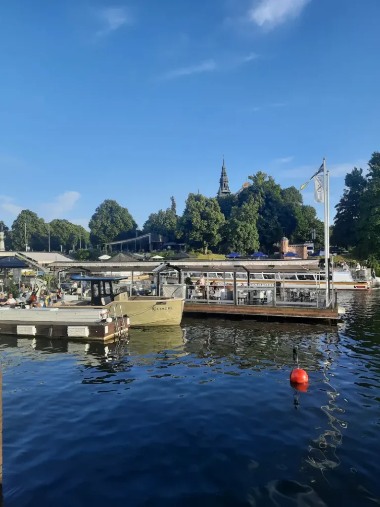 widok-djurgarden-ze-strandvagen