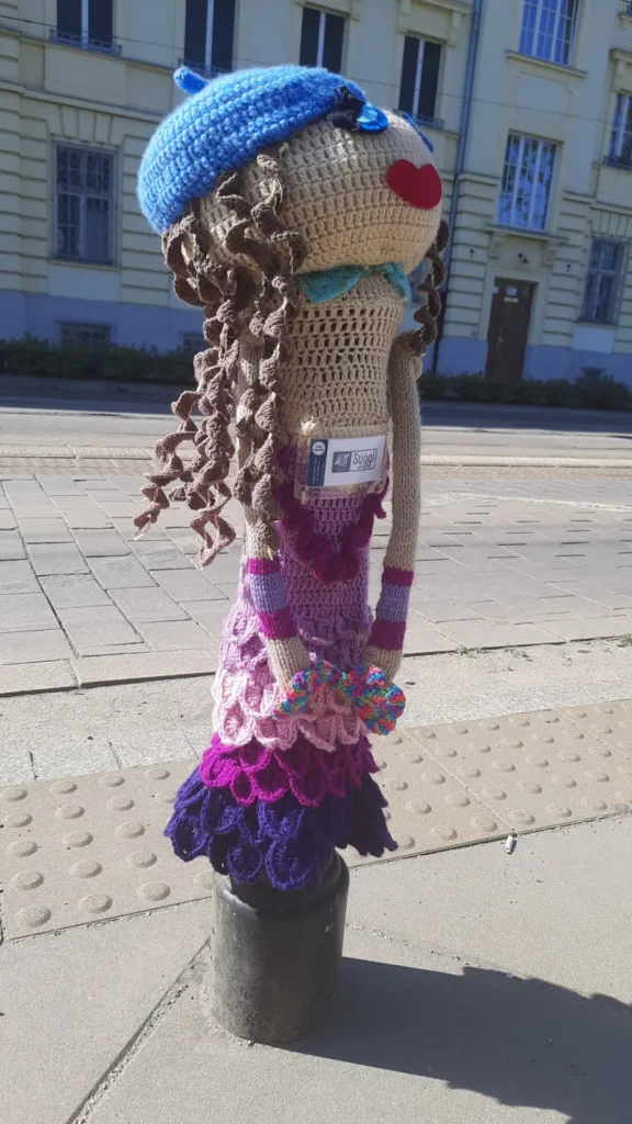 elegantka-z-wloczki-na-kaweczynskiej