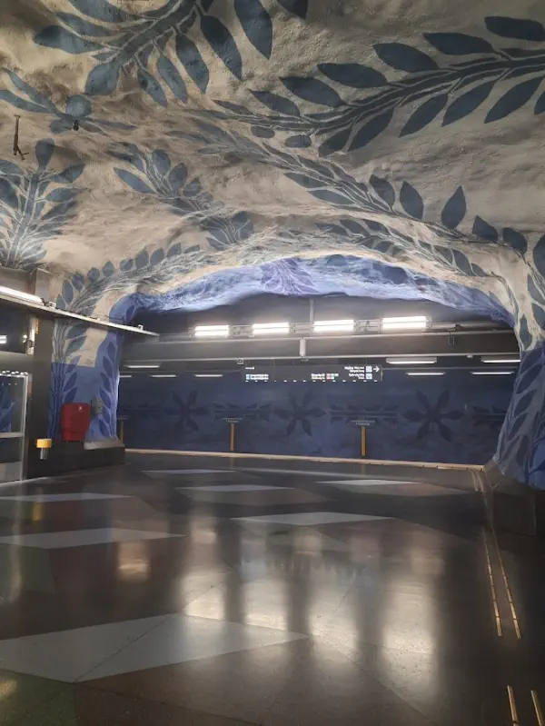 peron-stacji-metra-t-centralen