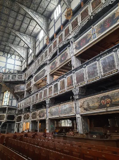 boczne-galerie-w-jaworze